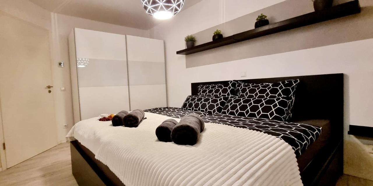 Apartmán New Modern Selfcheckin Publicfreeparking Highspeed Wifi Kingsizebed Baden-Baden Exteriér fotografie